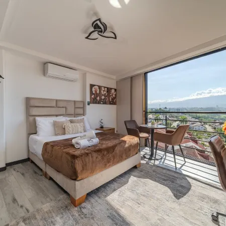 Epic Suites x Ahead