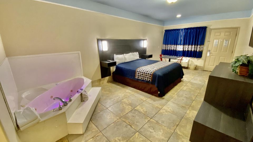 Texas Inn & Suites McAllen at la Plaza Mall and Airport