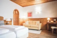 Hotel Gratschwirt Hotels in Dobbiaco