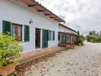 Cozy Tuscan Getaway - Homestays