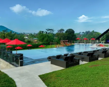 Aston Serang Hotel & Convention Center Hotel di Kecamatan Serang