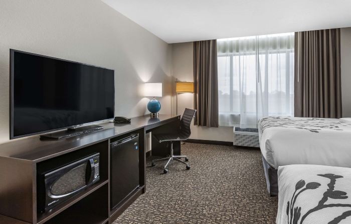 Sleep Inn & Suites Milwaukee/Franklin
