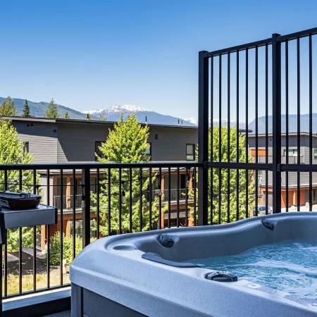 Hemlock Hangout by Revelstoke Vacations
