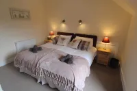 Easdale House Apartments - Apartments
