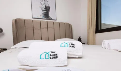 E24 Grand Luxe Tout équipé et Central