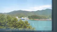 Tongyoung Four seasons Pension - Apartments