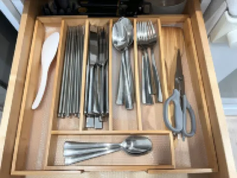 Vancouver Metrotown Modern Guest House