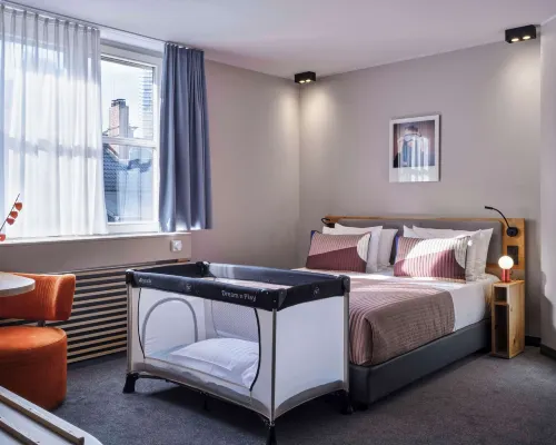Motel One Frankfurt-Hauptbahnhof Các khách sạn gần Cao ốc Messeturm