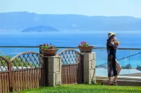 Kassandra的Sunny Villa Grande