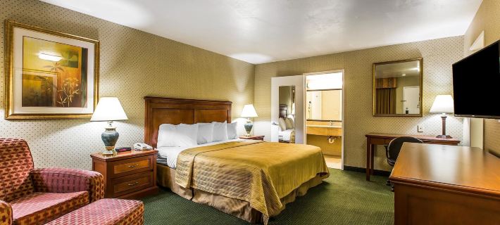 Quality Inn Near China Lake Naval Station Hotels in Ridgecrest
