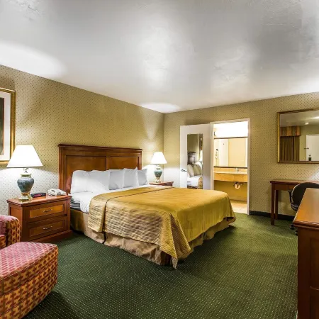 Quality Inn Near China Lake Naval Station