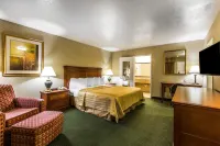 ควอลิตี้ อินน์ ใกล้สถานีทหารเรือไชน่าเลค