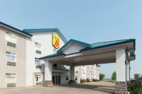 Super 8 by Wyndham Fort Saskatchewan - piscine