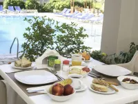Ipsos Holidays Hotels in Feakes