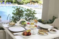 Ipsos Holidays Hotels in Feakes