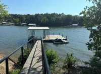 Lake Front Cabin just steps away from the water (Fox Cabin)