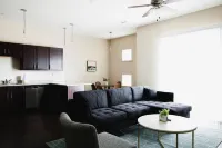 Charming Retreat Steps from Attractions - Comfortable Stylish Escape Hotels in Montgomery