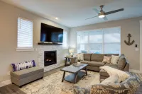Seaside Haven - Charming Cottage, Open Concept, Back Porch فنادق في أوشن شورز
