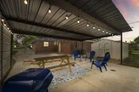 Tranquil Beach Hideaway - Arcade, Game Room, Serene Patio Hotel a Pasadena