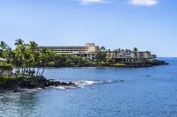 Ocean View and Golf Course Access - Stunning Hawaiian Retreat