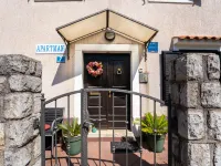 Lovrano Hotels in Ловран