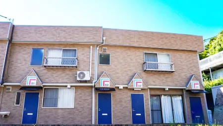 Asian Minshuku, Petit Shirahama 2nd Отели рядом с Аэропорт Ширахама