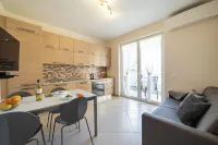 Sirius, one-bedroom flat 200 m from the beach and with rooftop condominium pool