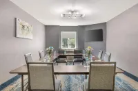 Best Western Plus Raleigh Crabtree Valley Hotel Hotels in Raleigh