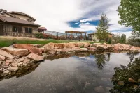 Year-Round Activities and Hot Tub - Inviting Family Retreat