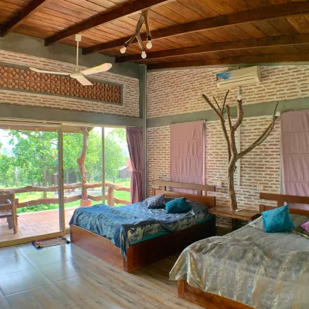 Nature Lodge