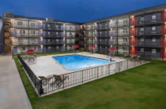 Days Inn by Wyndham Kenner/New Orleans Airport South