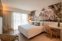 Résidence Hôtelière Chambord au Coeur de Menton - entièrement rénovée - 3-Star