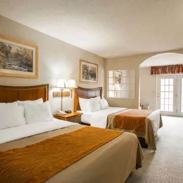 Rodeway Inn and Suites on the River