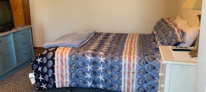 Curley's Resort & Dive Center Hotels in Clallam County