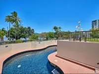 Cairns Ocean View Apartments Hotels in Cairns
