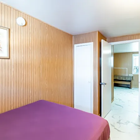 Boardwalk Sand & Surf Beach Hotel Oceanfront