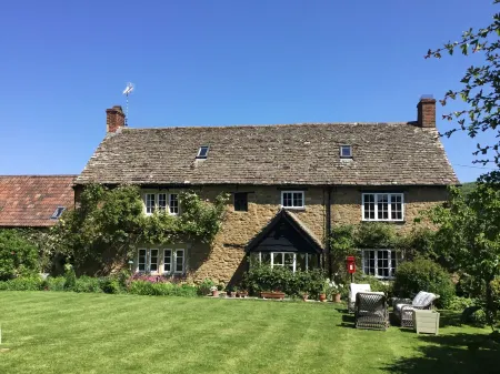 Forthay Bed and Breakfast Отели в г. Falfield