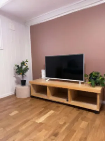 City Centre Treehouse with Backyard - Two Bedroom Apartment Hotels in 