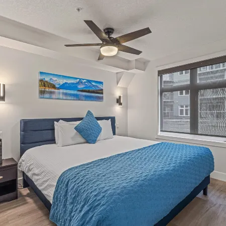 Skyline 205 Mountain View Townhouse-AC-Heated Pool-Hot Tub