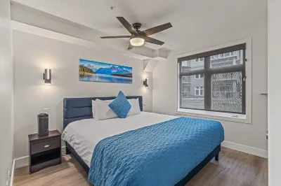 Skyline 205 Mountain View Townhouse-AC-Heated Pool-Hot Tub Hotels in Dead Mans Flats