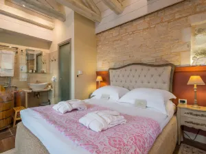 Pirrion Wellness Boutique Hotel