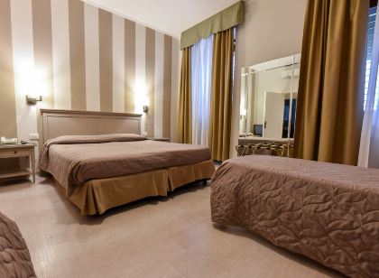 Hotel Bristol