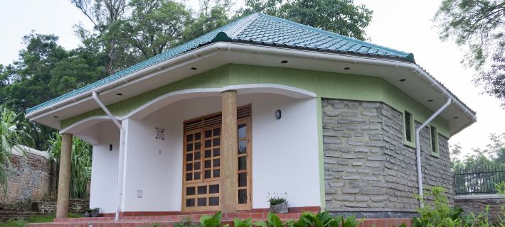 Tooro Fairway Hotel Hotels in Burahya