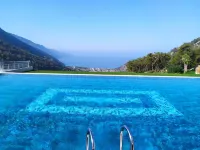 King Royal Palace Ölüdeniz فنادق في Tasyaka Mahallesi