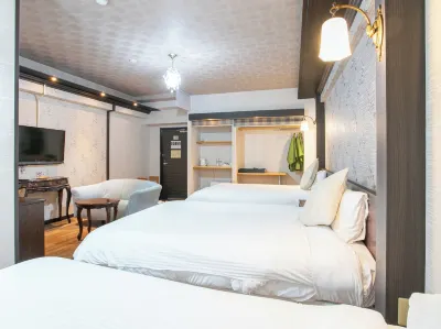 Yufuin Besso Shikisai Hotel Hotels in 