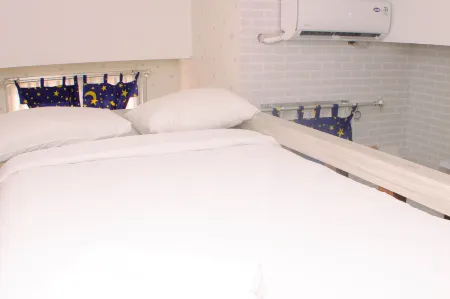 Stunning and Comfy Studio Apartment Transpark Juanda