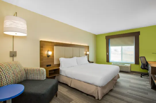 Holiday Inn Express & Suites ONTARIO by IHG
