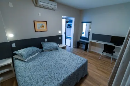 A Furninha Hotel Отели в г. Торрес