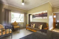 Merry Pebbles Resort Hotel di Sabie