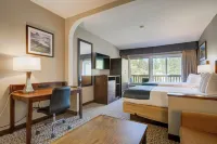 The Pine Lodge on Whitefish River Hotels in Whitefish